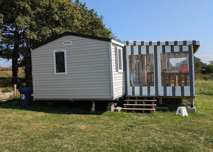 Mobil Home 4X8M Et Terrasse 18M2